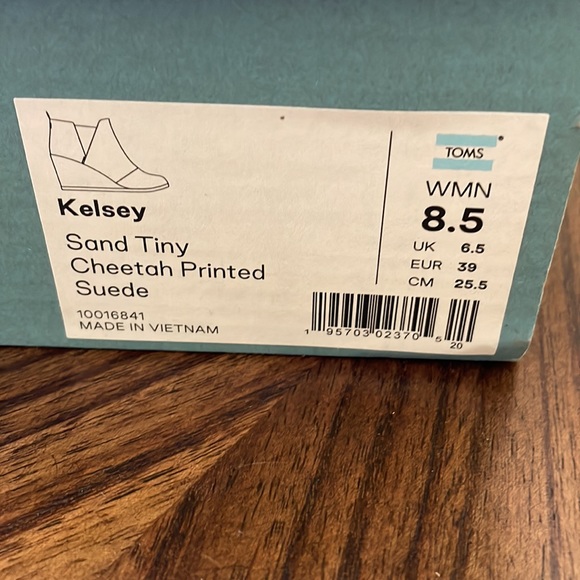 Tom’s suede Kelsey ankle boot wedge - Picture 6 of 6